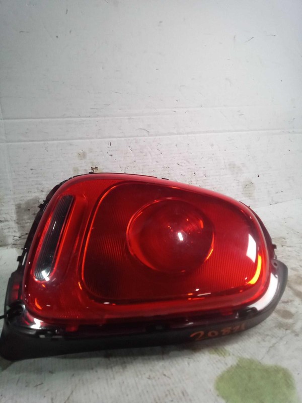 2015 MINI COOPER Left Tail Light Assembly White 437351 Used 140K Miles