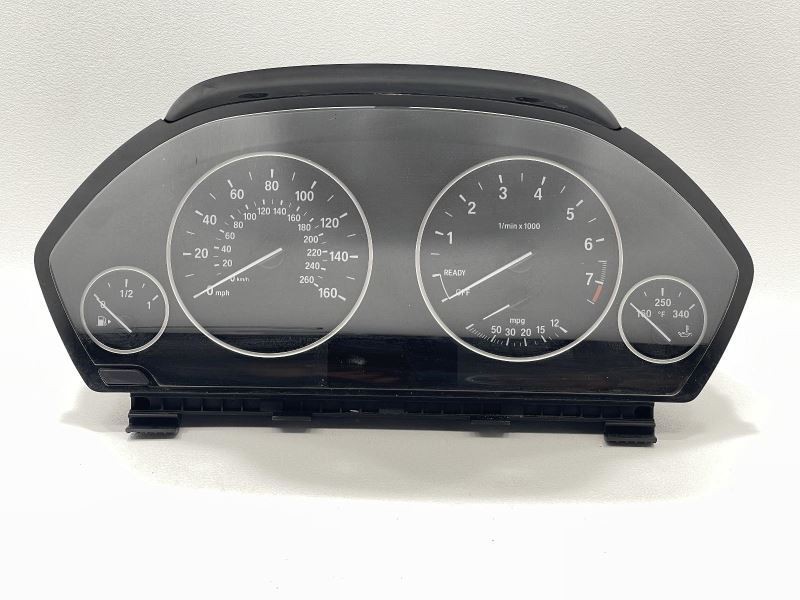 2013-2018 BMW 320i SPEEDOMETER MPH BLACK TC:PKCSW 80K 56583