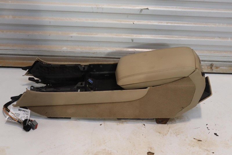 2010-2014 CADILLAC CTS COUPE A/T CENTER CONSOLE COMPARTMENT W/ ARMREST OEM