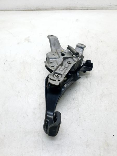 2005 TOYOTA PRIUS 1.5L FWD AT EMERGENCY BRAKES FOOT PEDAL