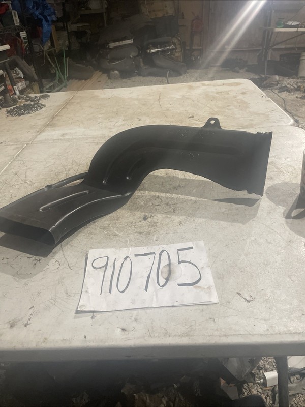 95-98 Lexus LS400 AC Heat Duct OEM 87212-50020