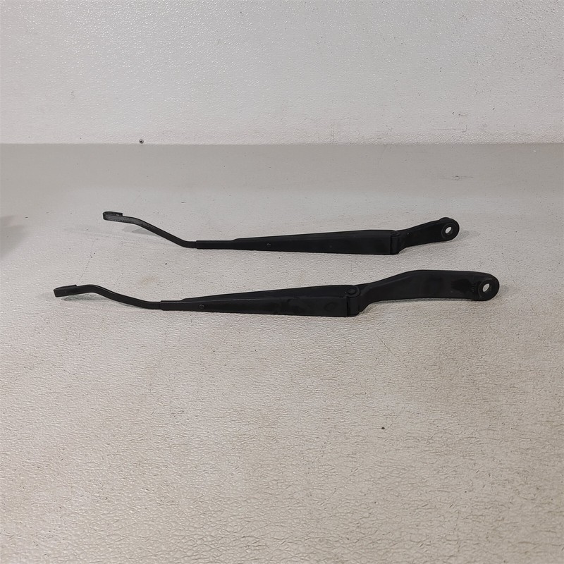06-15 Mazda Miata Mx-5 Wiper Arms Aa7426