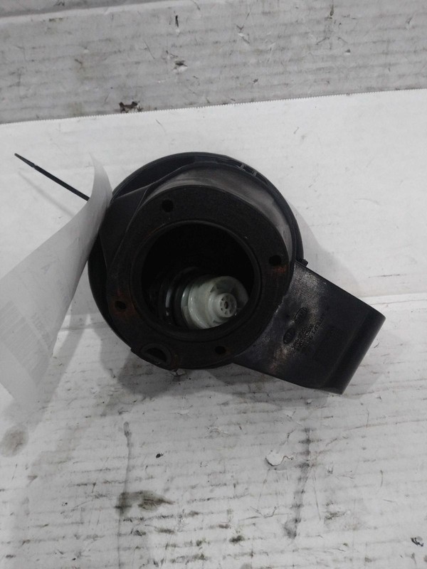 2016 Kia Sorento Fuel Filler Door Black OEM Used 6901862 93K Miles