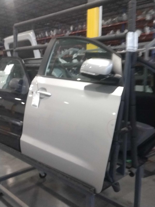 2018 KIA Sedona Right Door Silver 4DR Van 130120 85K Mileage Used Part