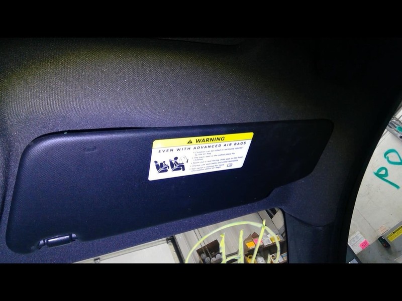 Passenger Sun Visor 204 Type Illuminated Fits 08-14 MERCEDES C-CLASS 1703592