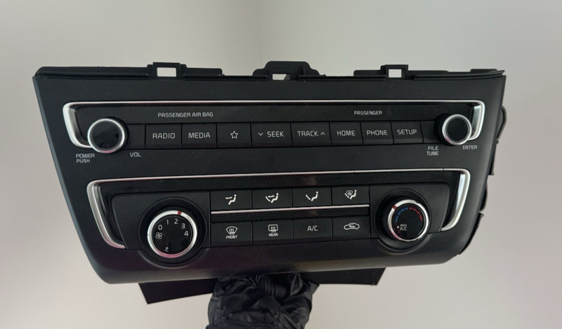 2017-2018 Kia Optima Audio Climate Control Temperature Unit A/C Heater OEM