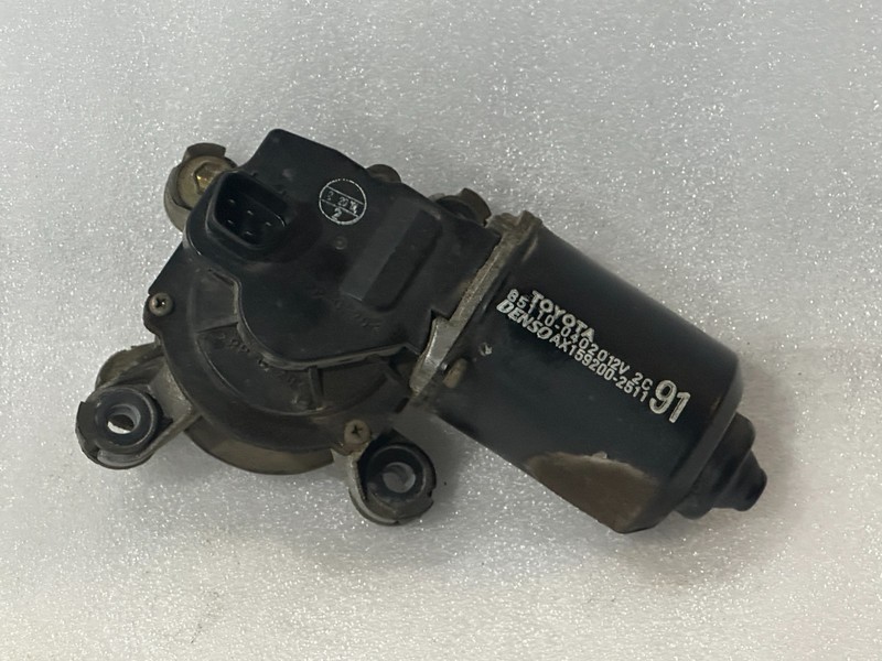 2001 - 2004 Toyota Tacoma Windshield Wiper Motor, 85110-04020