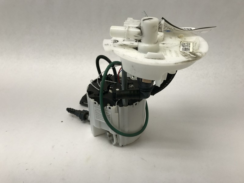 15 16 17 18 CADILLAC ATS CTS CAMARO FUEL PUMP OEM TANK MOUNTED 33K MILES
