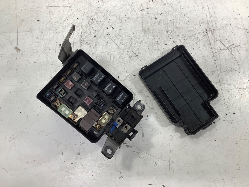 96-00 Honda Civic Main Fuse Box OEM