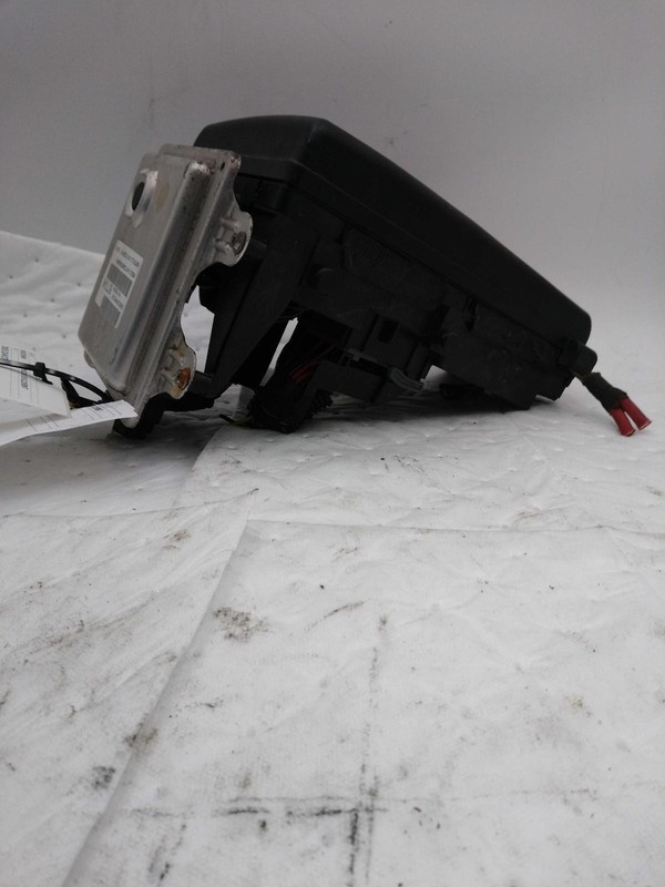 2005-2007 Dodge Dakota Fuse Box OEM 56049575AF Grey 3.7L 4.7L 100K Miles
