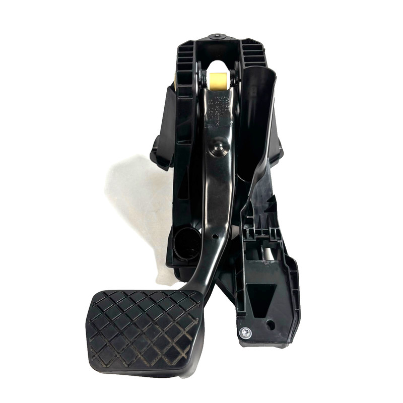📌 15-16 AUDI A3 QUATTRO LEFT SIDE FLOOR BRAKE STOP PEDAL W/ SUPPORT FRAME OEM