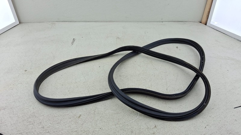 2018-2021 MAZDA 6 REAR TRUNK LID HATCH BACK DOOR WEATHERSTRIP SEAL OEM