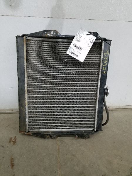Radiator 4 Cylinder Fits 85-95 TOYOTA PICKUP 260157