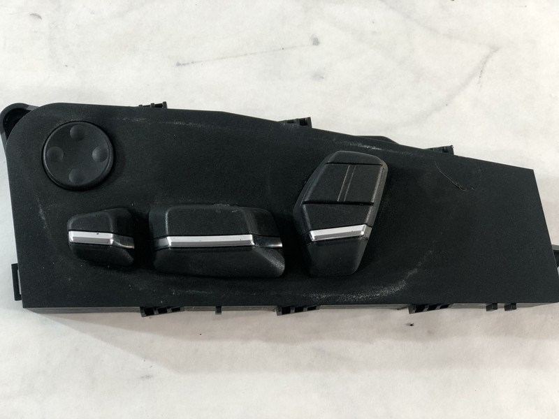 BMW 535 535i 535xi F10 Front Right Passenger Seat Adjust Control Switch 11 -16