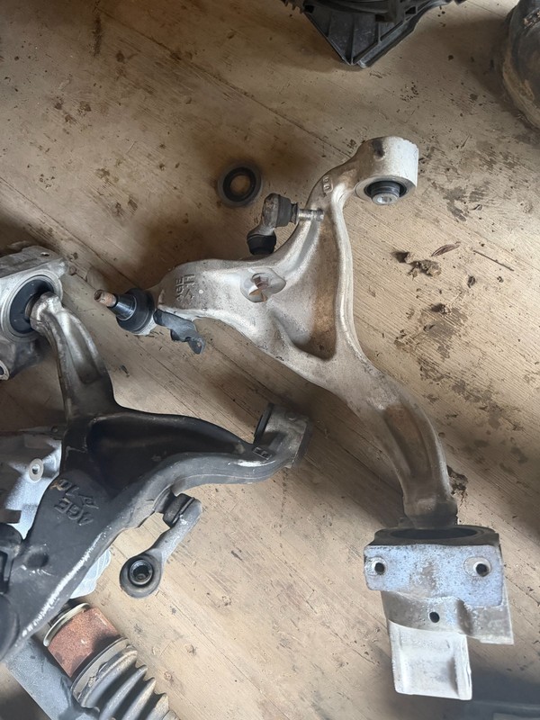 14-23 INFINITI Q50 Q60 OEM LH DRIVER FRONT LOWER CONTROL ARM