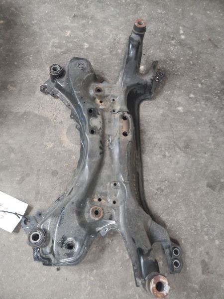 16-19 TOYOTA MIRAI HYBRID FWD AT FRONT CROSSMEMBER / K-FRAME