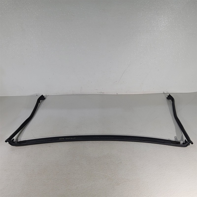 05-13 Corvette C6 Windshield Weatherstrip Seal Aa7479