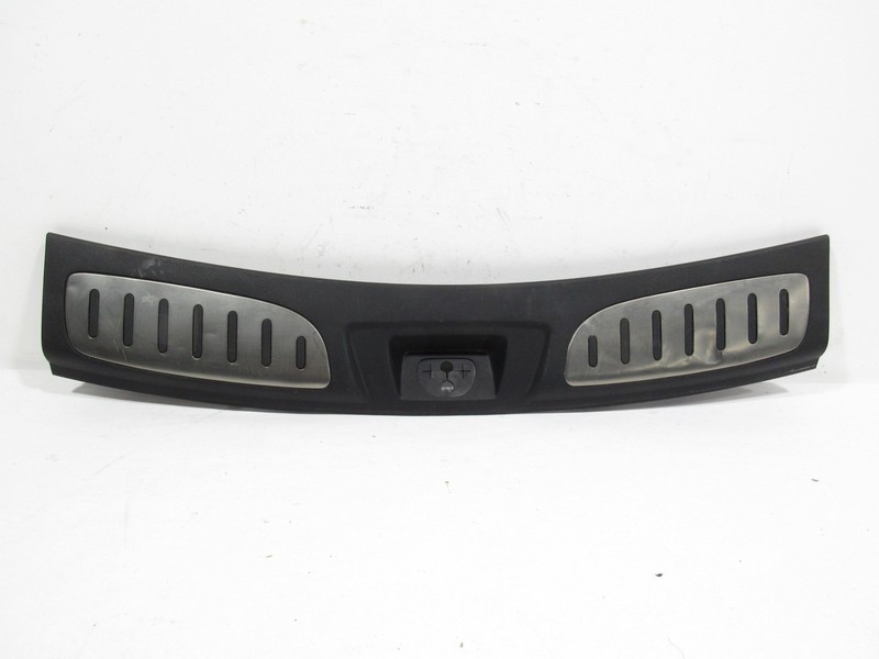 18-24 Dodge Durango R/T 2020 Rear Trunk Liftgate Sill Scuff Trim Panel Cover >