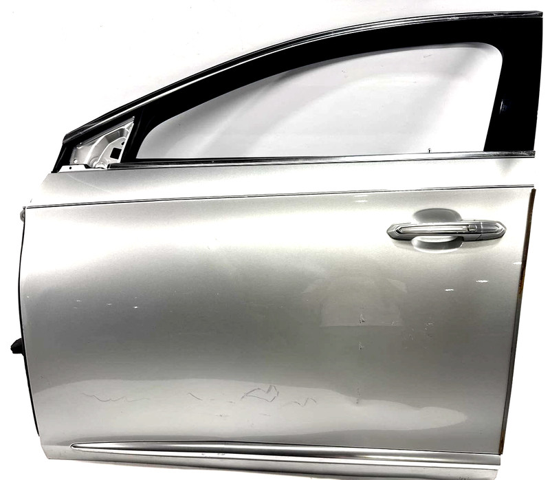 2013-2015 Cadillac XTS Front Left Driver Side LH Door Assembly OEM Scratches