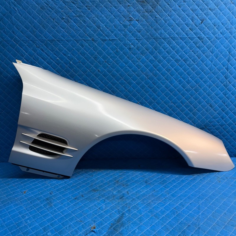 03-08 MERCEDES R230 SL500 SL600 SL55 SL65 FRONT RIGHT PASSENGER SIDE FENDER OEM