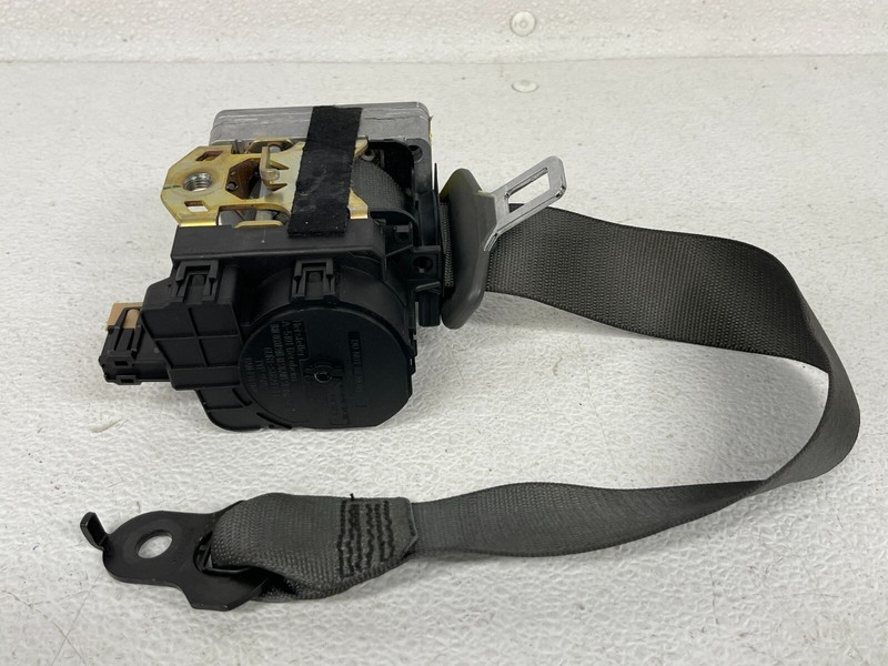 ⭐03-12 MERCEDES BENZ SL-CLASS FRONT RIGHT PASS SEAT BELT RETRACTOR OEM LOT2332