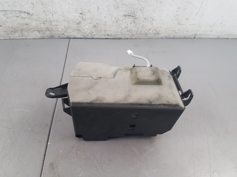 2013 Mercedes AMG CLS 63 Door Lock Vacuum Pump #1960 B8