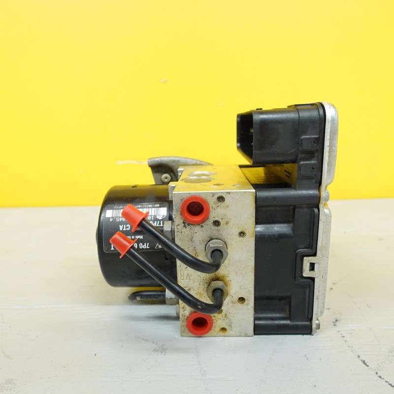2015-2018 PORSCHE CAYENNE ABS ANTI-LOCK BRAKE PUMP CONTROL MODULE 7P0614517T