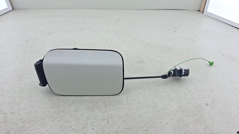 2011-2016528i 535i 550i Fuel Gas Tank Filler Lid Door White OEM Used