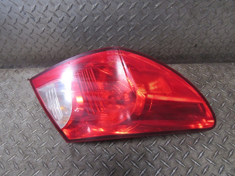 07 08 CHRYSLER SEBRING LEFT DRIVER REAR QUARTER PANEL MOUNTED