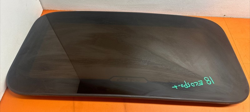 9523268B | 2018 - 2022 FORD ECOSPORT SINGLE SUNROOF GLASS OEM FRONT SUV