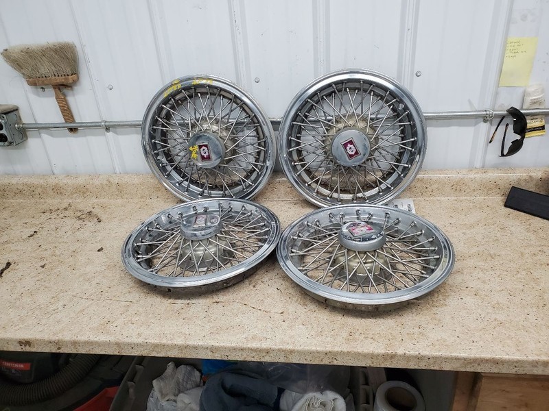 Wheel Cover HubCap Wire Type Fits 85-90 CUSTOM CRUISER 301752