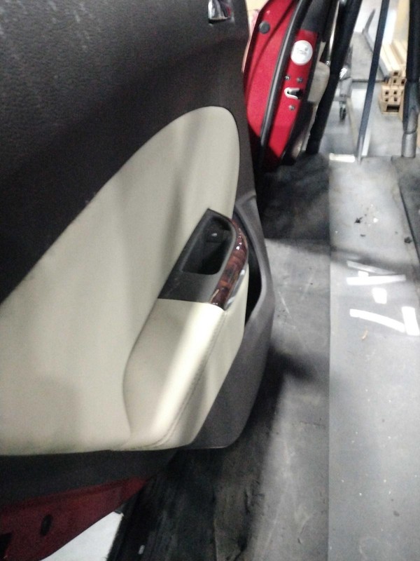 2016 Buick Verano Left Door Red 4DR Sedan Good Condition 97324 NJ25-23055