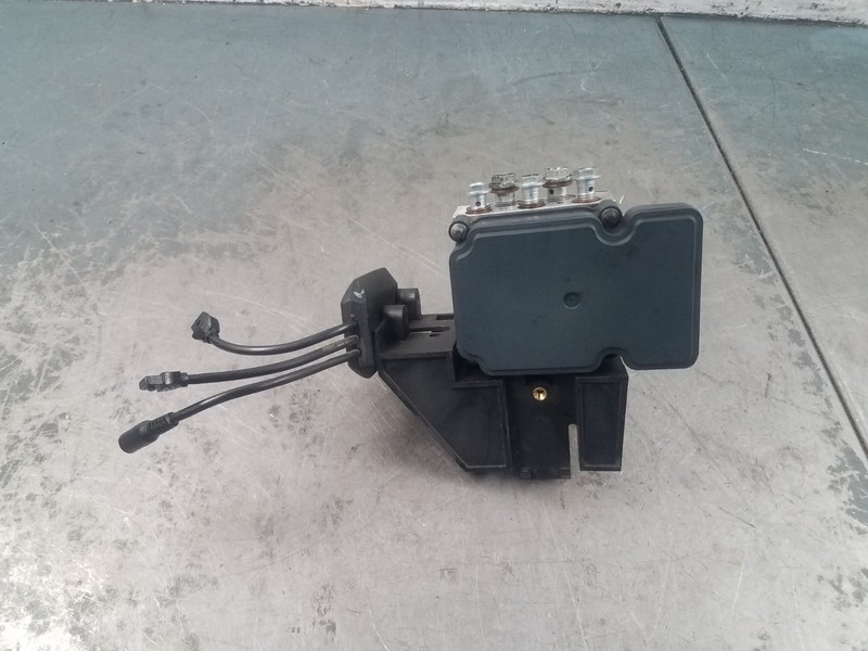 2016 14 15 Harley CVO Road Glide ABS Brake Pump Module #8929 M2