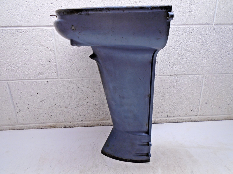 Q4 308184Evinrude Johnson Outboard Rear Exhaust Cover Assembly 40 HP