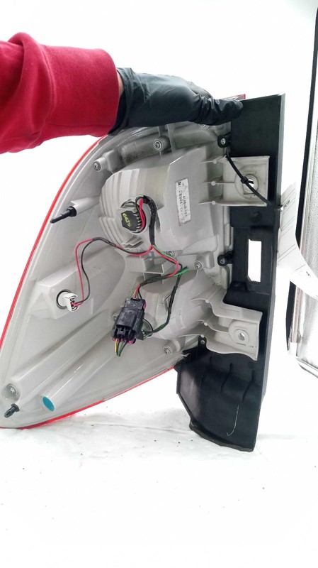 2017 Chevrolet Equinox Left Tail Light Assembly Grey OEM 10901 110K Miles