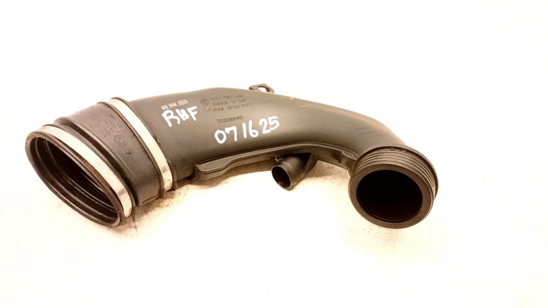 09-19 BMW F01 F02 750Li 640i 550i ENGINE AIR INTAKE OUTLET DUCT RIGHT OEM 071625