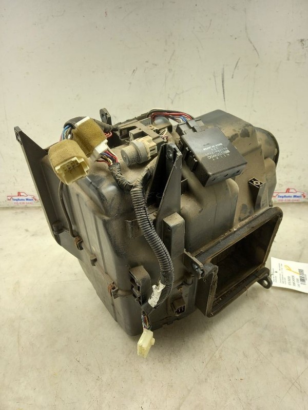 91-96 TOYOTA LAND CRUISER HEATER CORE AC BOX ASSEMBLY