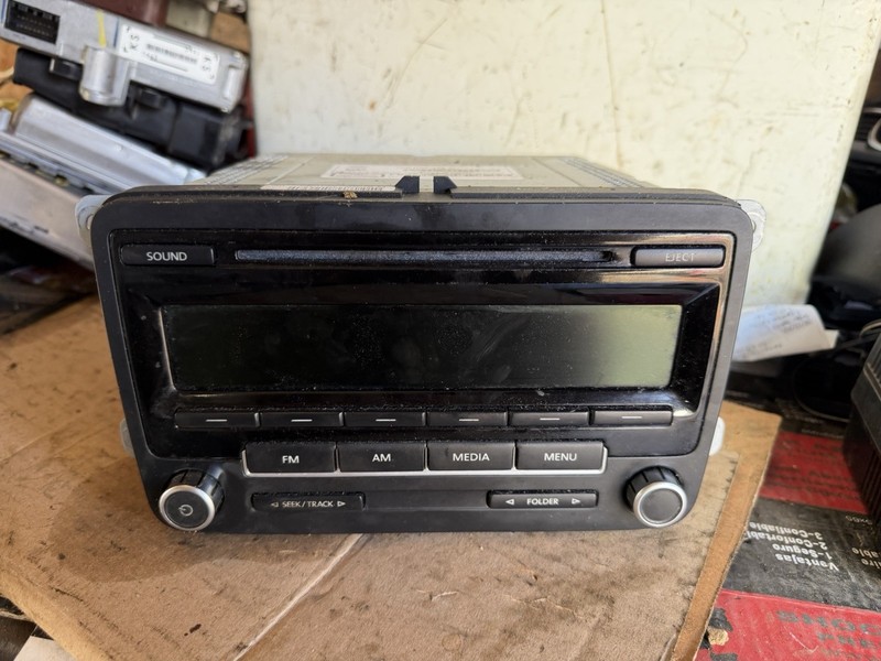 2011-2016 Volkswagen Jetta Am Fm Cd Player Radio Receiver OEM