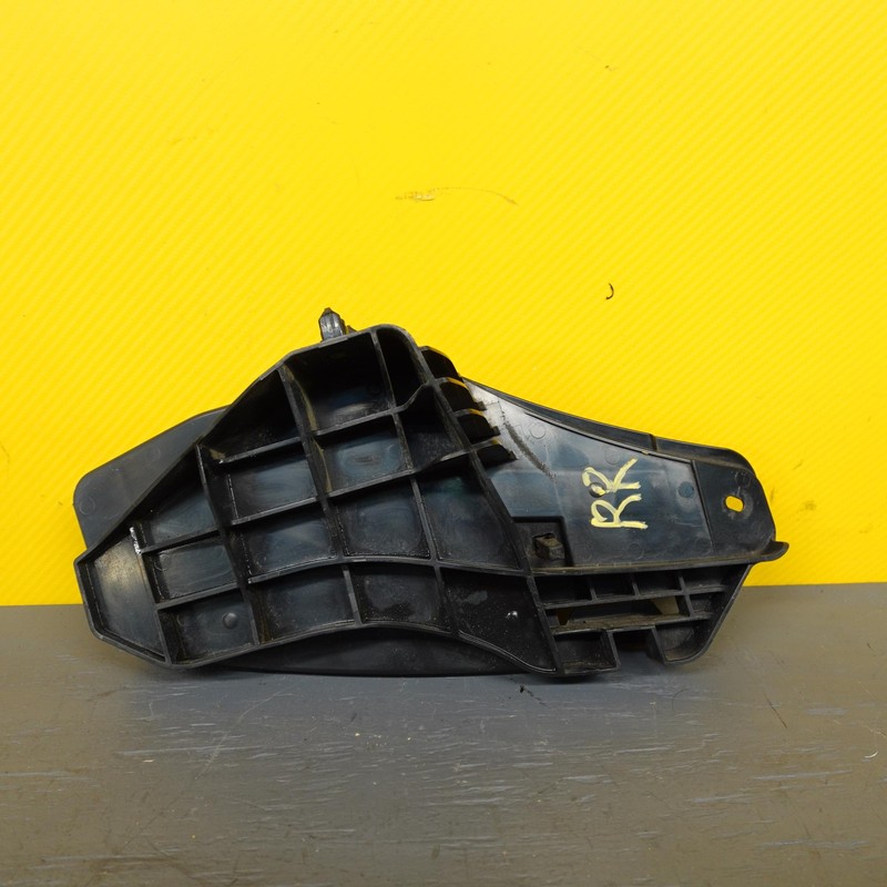 2015-2019 LEXUS RC350 REAR BUMPER RH SIDE MOUNT SUPPORT BRACKET OEM 52155-24020