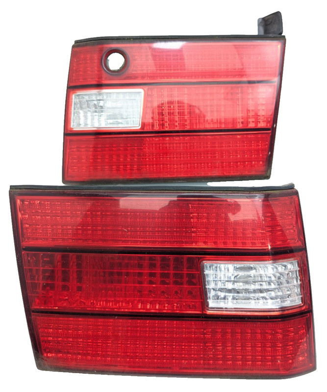 98-00 LEXUS UCF20L LS400 REAR LEFT INNER TAIL LIGHT PAIR
