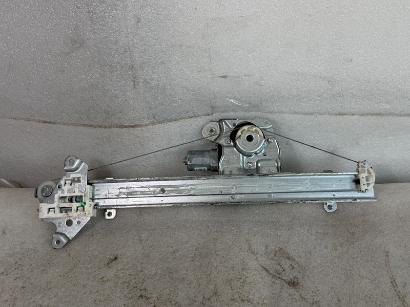2019-2025 NISSAN ALTIMA REAR RIGHT SIDE DOOR WINDOW REGULATOR & MOTOR OEM #025