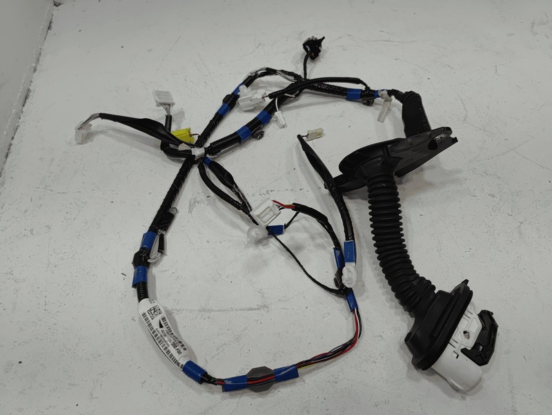 2018 TOYOTA CAMRY FRONT DRIVER SIDE DOOR WIRE WIRING HARNESS W/O PASSIVE ENT OEM
