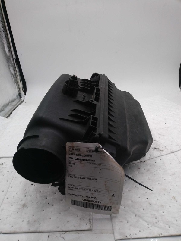 2022 Ford Explorer Air Cleaner Assembly OEM Grey 2.3L 68K Miles L1M39600AC