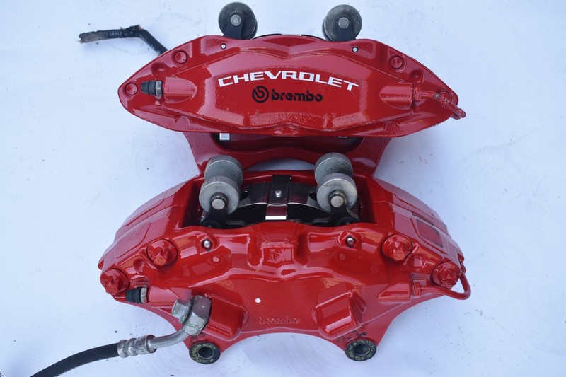 2010-2015 Chevrolet Camaro Red BREMBO FRONT PAIR Brake Calipers USED OEM GM