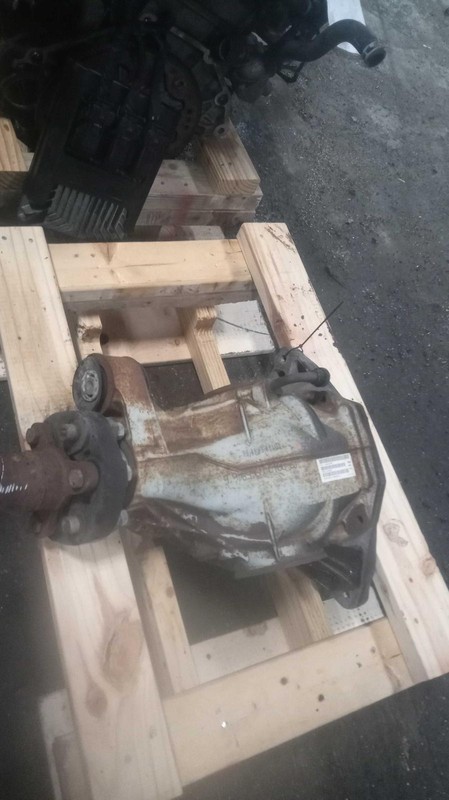 2011 Jeep Grand Cherokee Differential Carrier Assembly RWD 3.60L 160K Miles