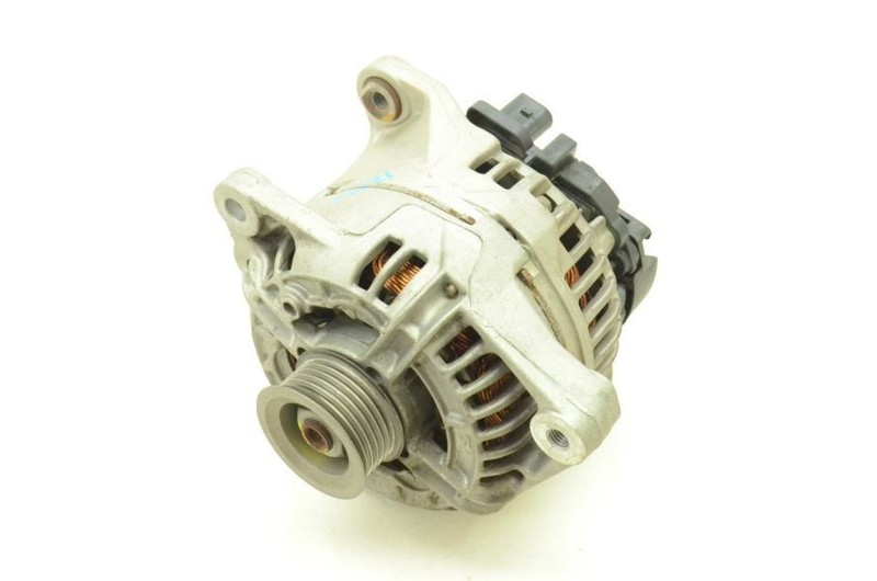 2000-2004 Porsche Boxster 996 2.7L Engine Alternator Assembly 99660301203