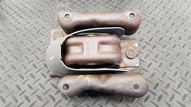 99-04 Ford F250SD F350SD 5.4L Right Passenger Engine Mount OEM 2C3Z-6038-AC