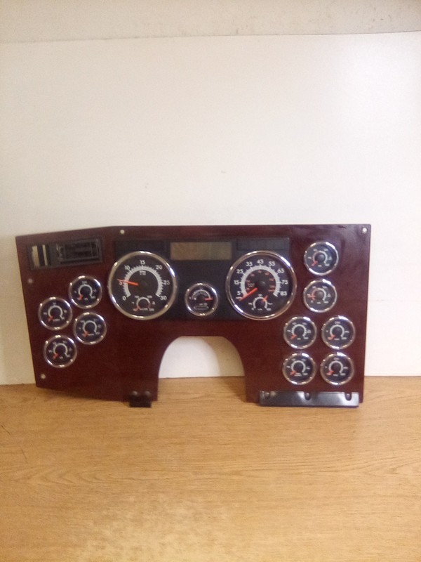 Western Star A22-72507-101 Speedometer Instrument Gauge Cluster