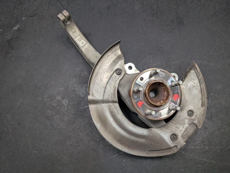 Front Left Knuckle w/ Hub 2018 Jaguar XE S GX73-3K186-CB 2019