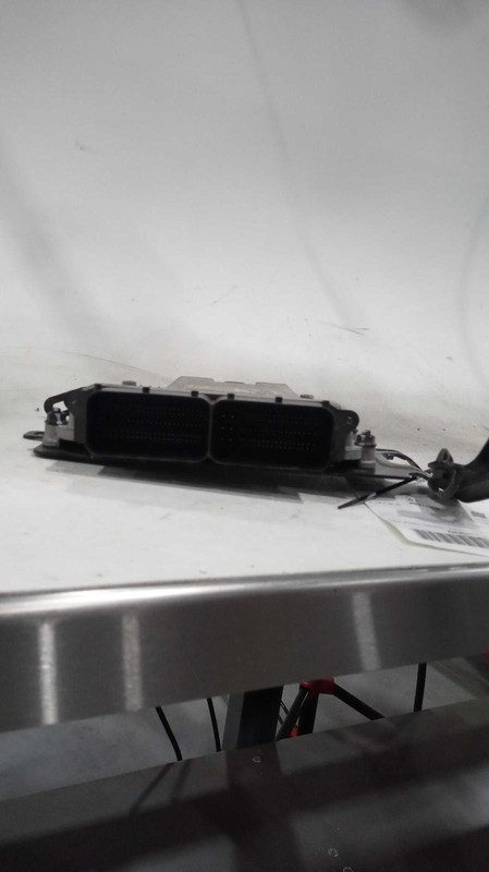2014 Hyundai Elantra Engine Control Module ECM 2.0L OEM 115k Miles Red